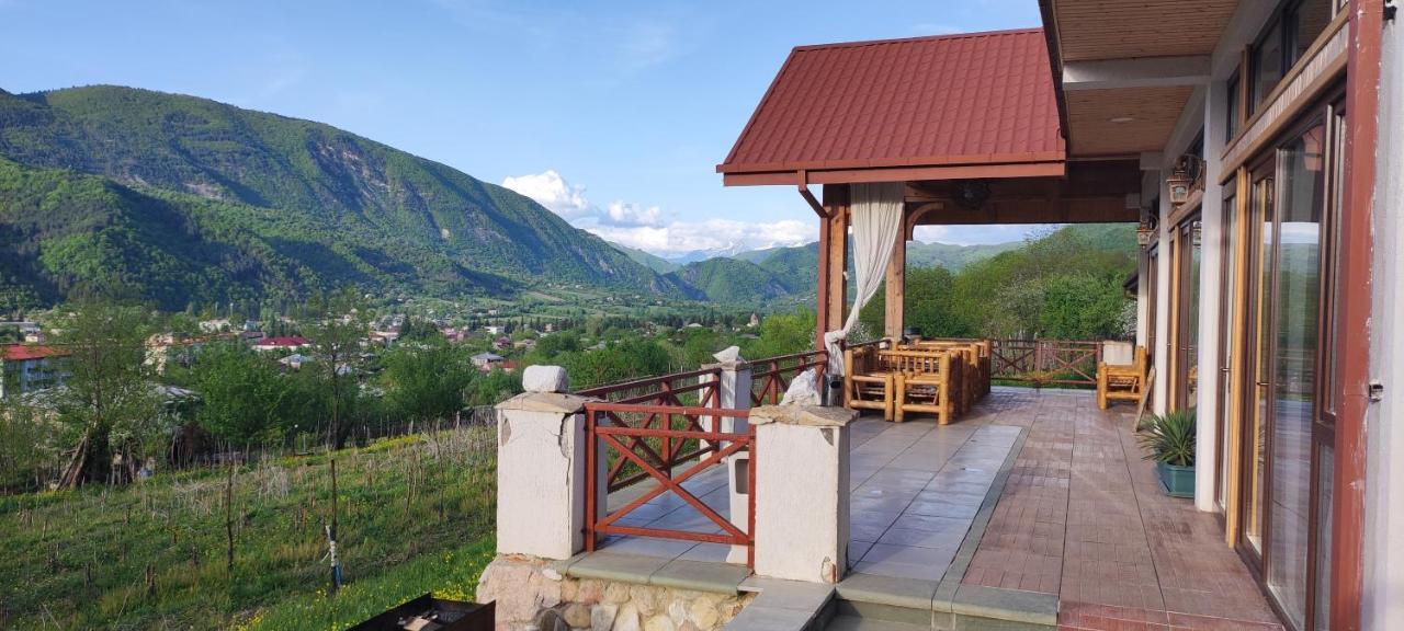 Hotel Belvedere Ambrolauri Exterior foto